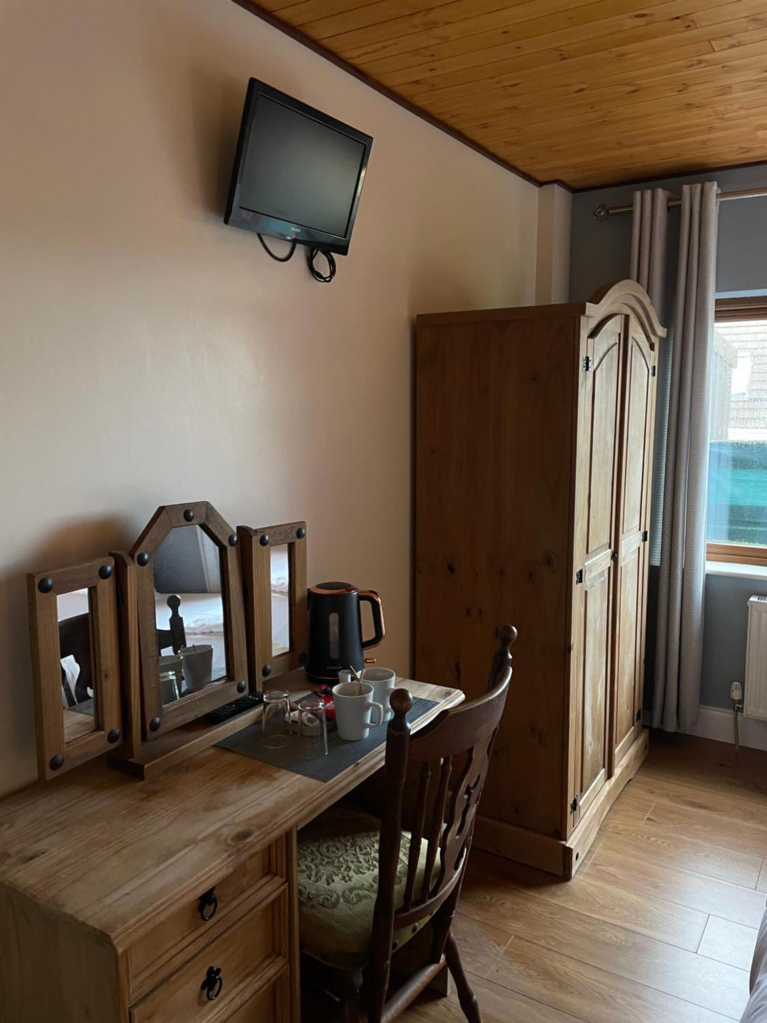 The Coastguard House @ Tigh T.P. Bed & Breakfast Ballydavid Екстериор снимка